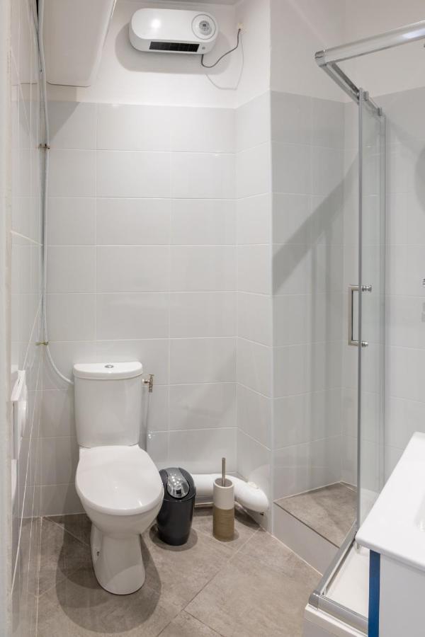 Lovely With Terrace Centre Appartement