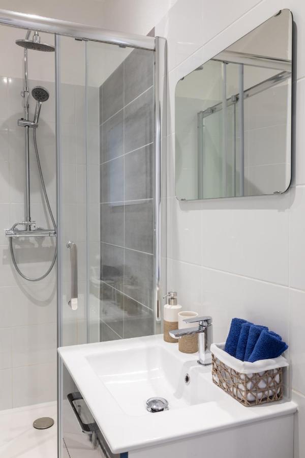 Lovely With Terrace Centre Appartement *